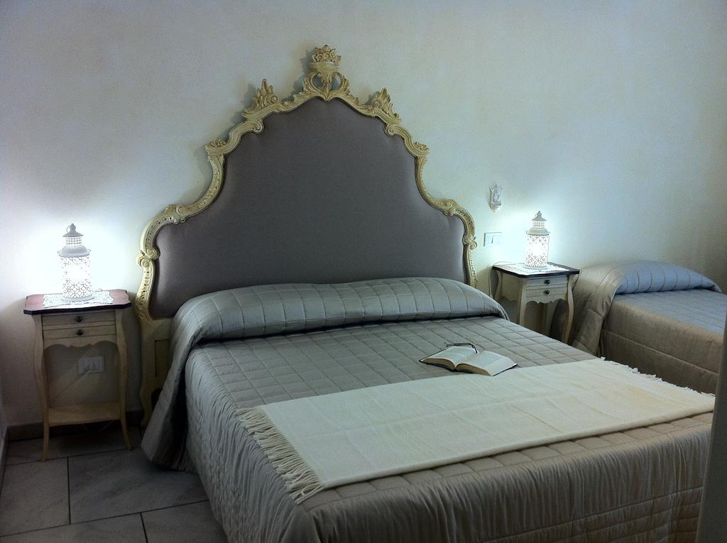 Dimora Delle Rondini Bed & Breakfast Polignano a Mare Cameră foto